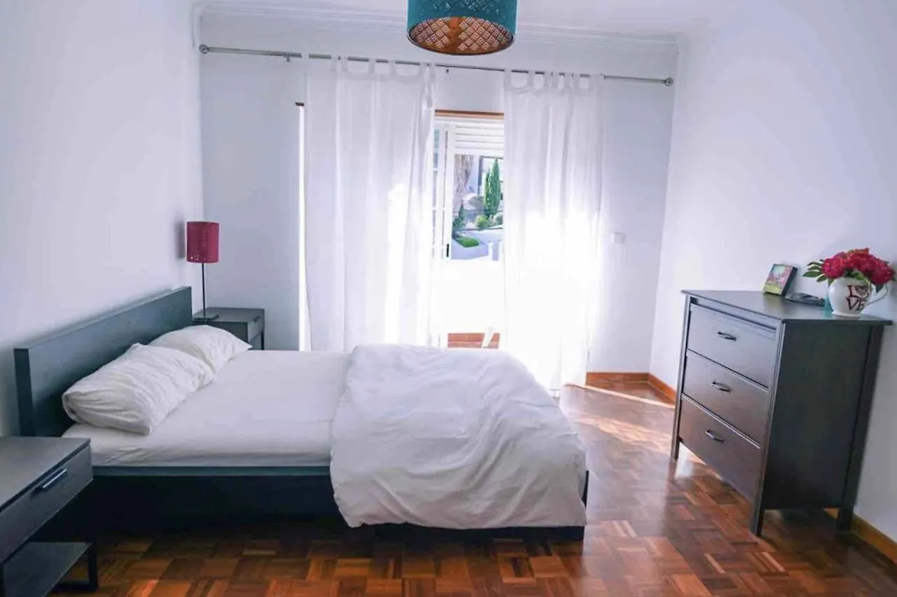 Guest house Parede Hill - Guesthouse