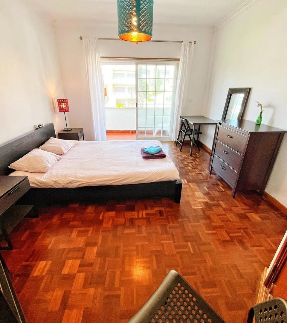 Guest house Parede Hill - Guesthouse Portugal
