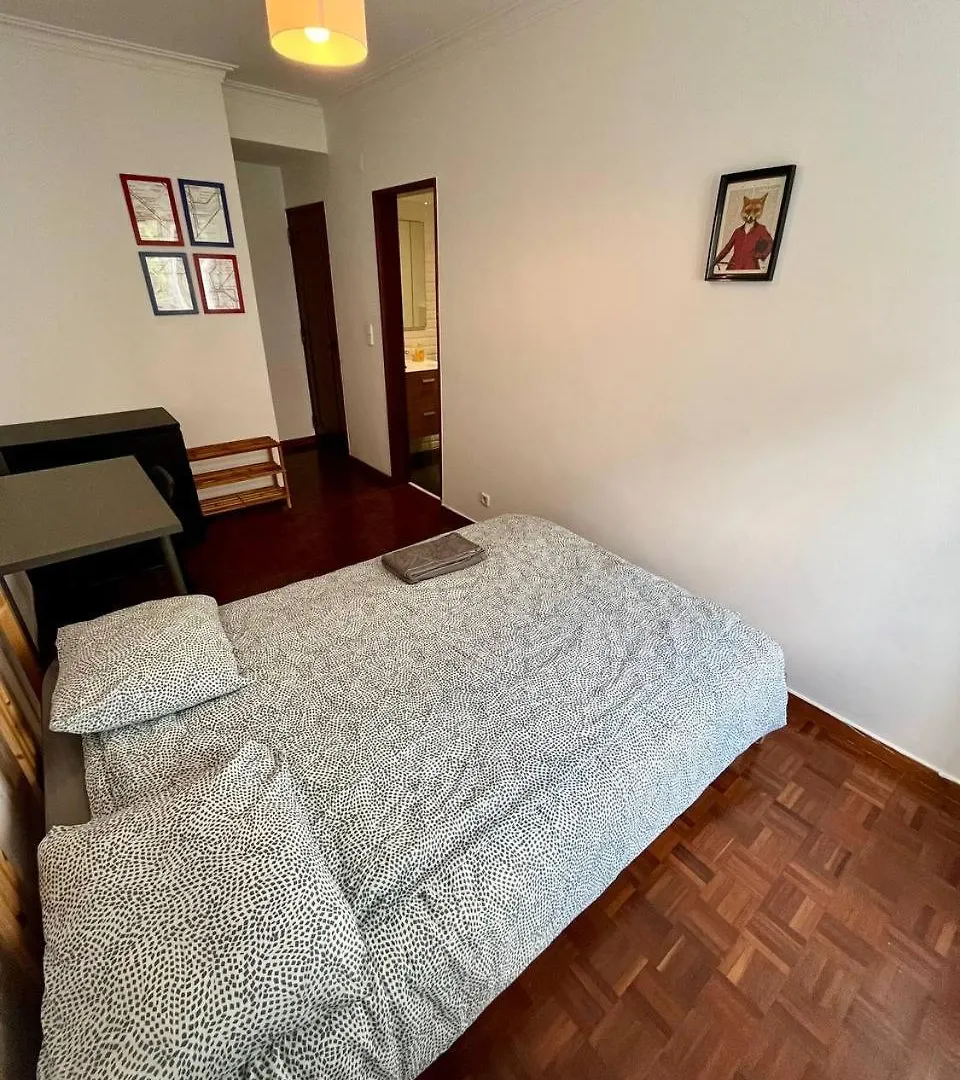 Parede Hill - Guesthouse 0*,  Portugal